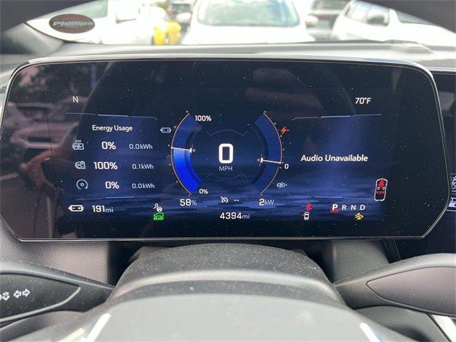 Photo of 2025 Summit White Chevrolet Equinox EV
