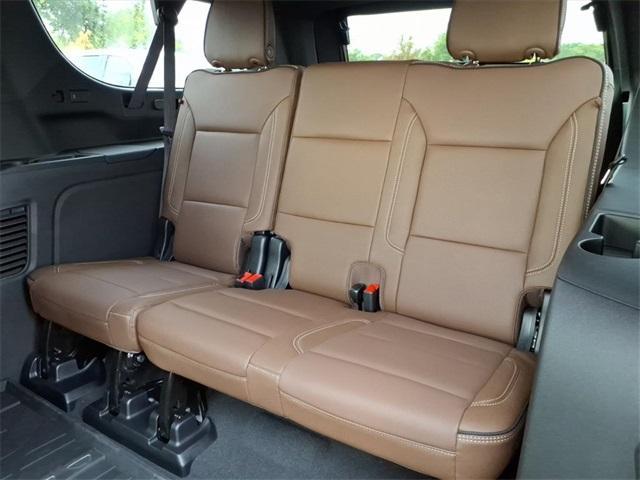 Photo of 2025 Black Chevrolet Suburban