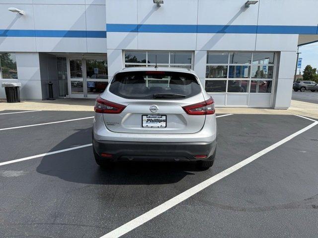 Photo of 2020 Brilliant Silver Metallic Nissan Rogue Sport