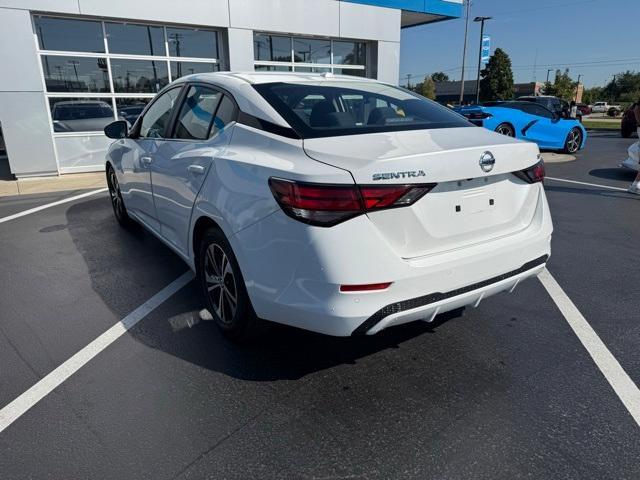 Photo of 2020 Aspen White Nissan Sentra