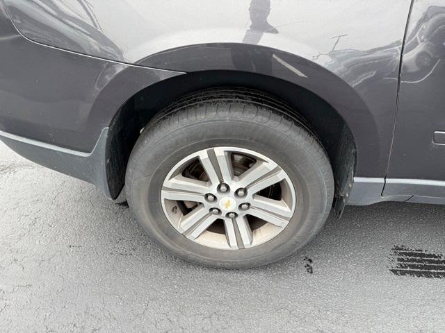 Photo of 2015 Tungsten Metallic Chevrolet Traverse