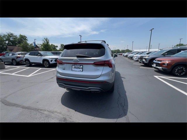 Photo of 2023 Shimmering Silver Hyundai SANTA FE