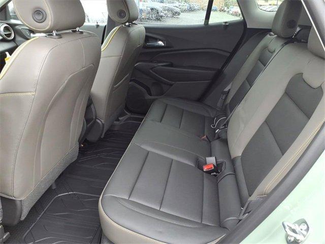 Photo of 2026 Green Chevrolet Trax