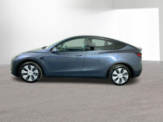 Photo of 2023 Deep Blue Metallic Tesla Model Y