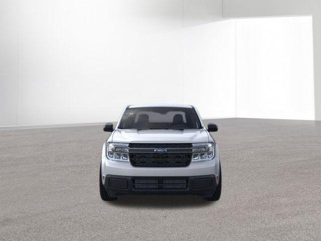 Photo of 2024 Silver Metallic Ford Maverick