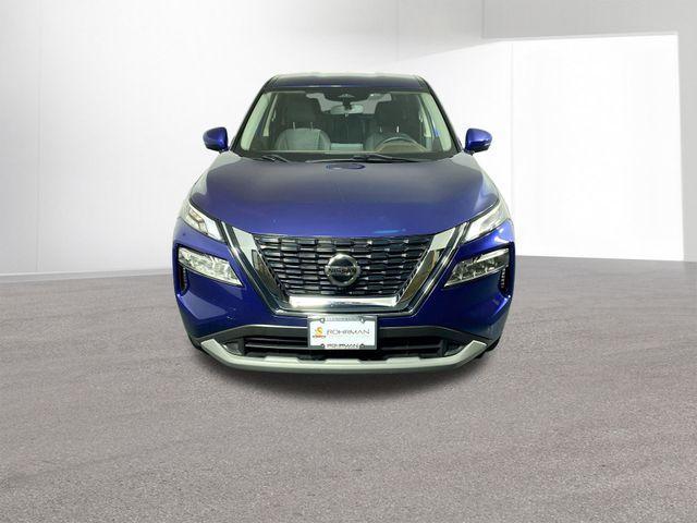 Photo of 2021 Caspian Blue Nissan Rogue