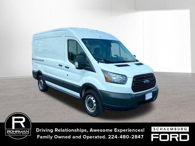 Photo of 2018 Oxford White Ford Transit-250
