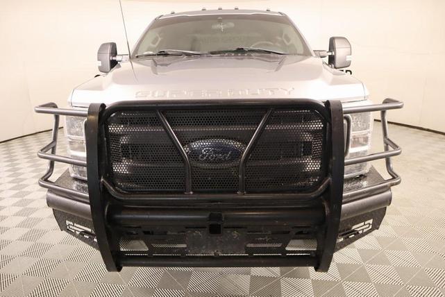 Photo of 2022 Iconic Silver Metallic Ford F-350