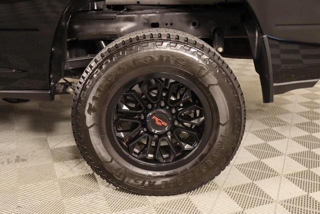 Photo of 2024 Diamond Black RAM 2500