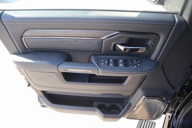 Photo of 2025 Diamond Black RAM 3500