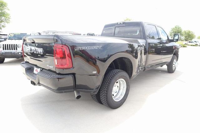 Photo of 2025 Diamond Black RAM 3500