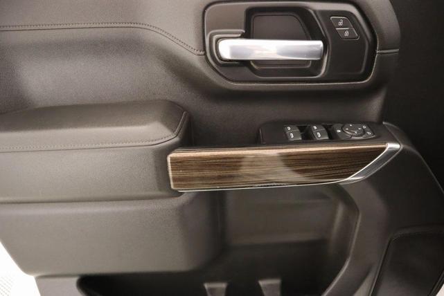 Photo of 2023 Summit White Chevrolet Silverado 2500