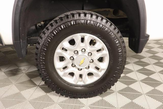 Photo of 2023 Summit White Chevrolet Silverado 2500