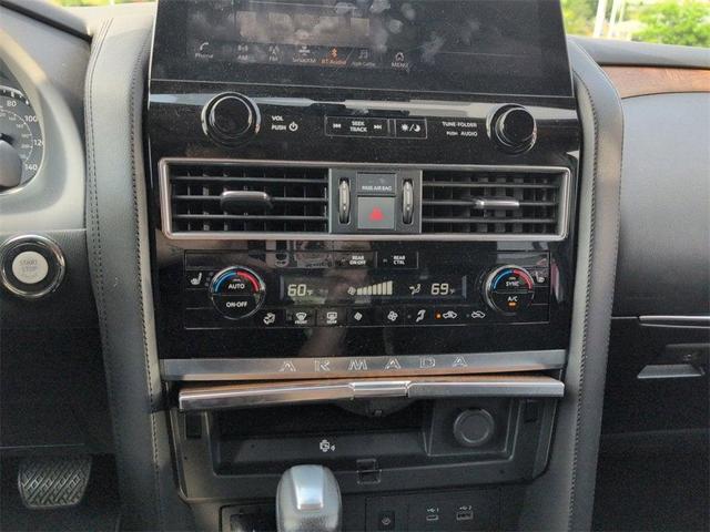 Photo of 2023 Silver Nissan Armada