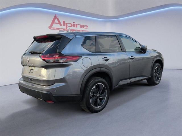 Photo of 2024 Gray Nissan Rogue