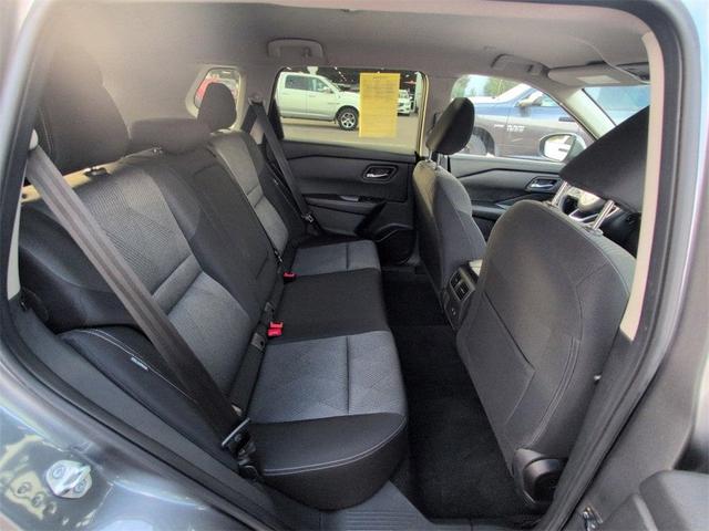 Photo of 2024 Gray Nissan Rogue