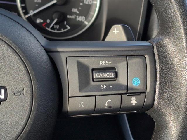 Photo of 2024 Gray Nissan Rogue