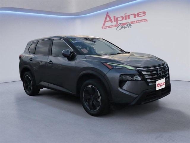 Photo of 2024 Gray Nissan Rogue