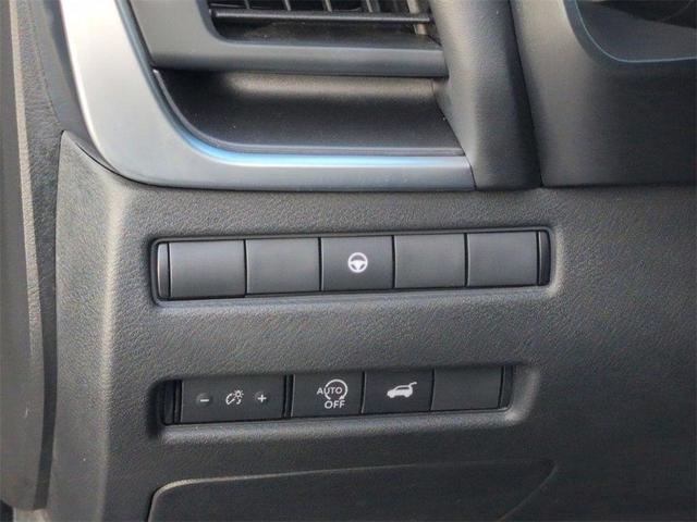 Photo of 2024 Gray Nissan Rogue