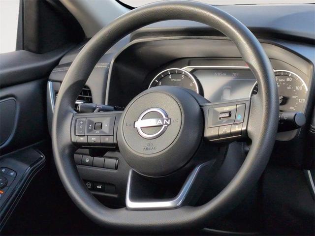 Photo of 2024 Gray Nissan Rogue