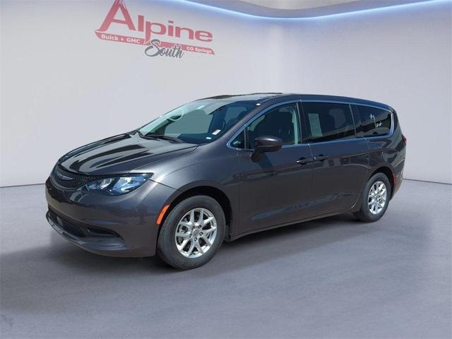 2022 Chrysler Voyager