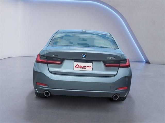 Photo of 2024 Gray BMW 330
