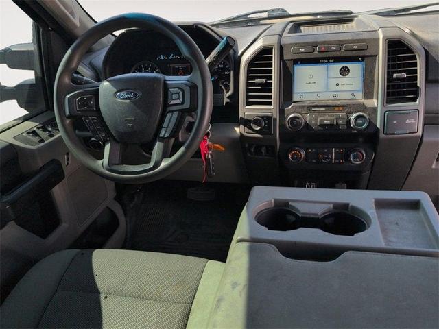 Photo of 2019 White Ford F-250
