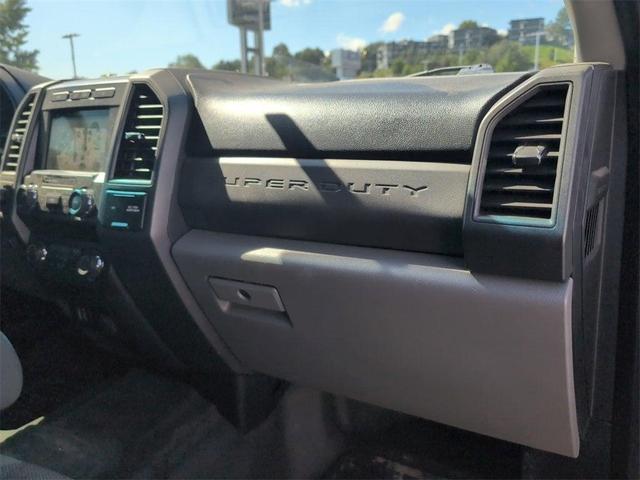 Photo of 2019 White Ford F-250