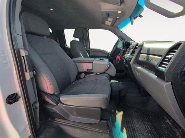 Photo of 2019 White Ford F-250