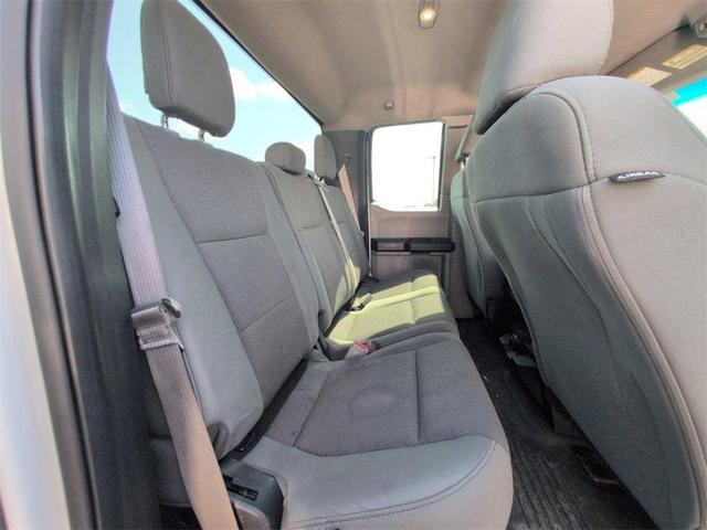 Photo of 2019 White Ford F-250