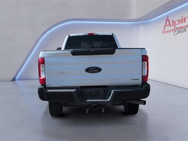 Photo of 2019 White Ford F-250