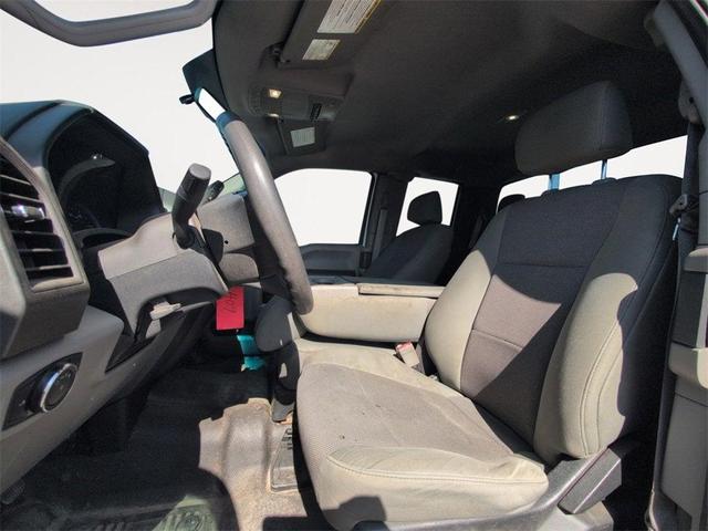 Photo of 2019 White Ford F-250