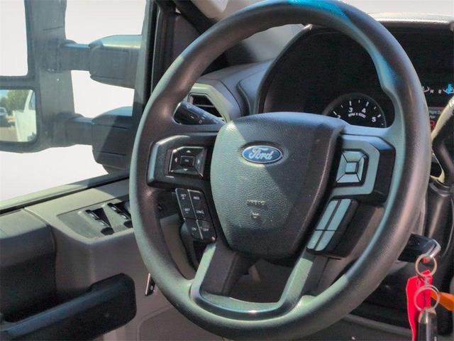 Photo of 2019 White Ford F-250
