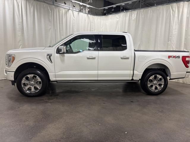 Photo of 2022 STAR WHITE METALLIC TRICOAT Ford F-150