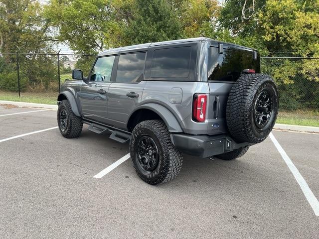 Photo of 2024 CARBONIZED GRAY METALLIC Ford Bronco