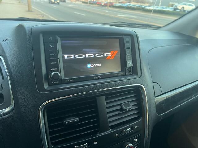 Photo of 2018 Black Dodge Grand Caravan