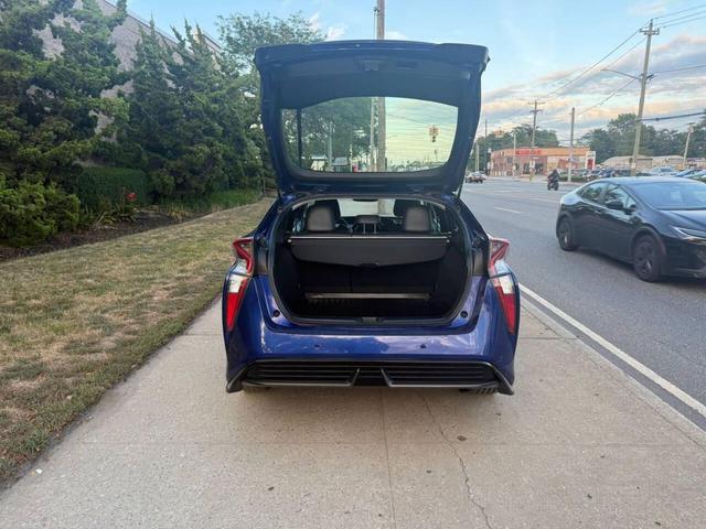 Photo of 2018 Blue Toyota Prius