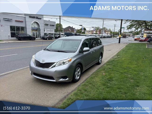 2012 Toyota Sienna