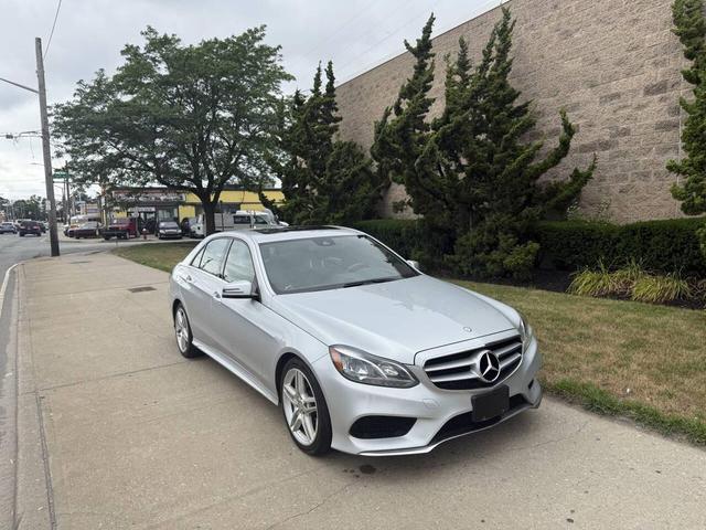 Photo of 2014 Silver Mercedes-Benz E-Class