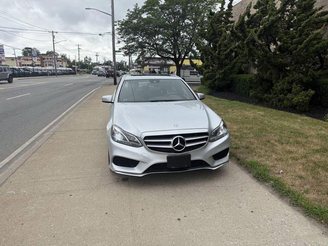Photo of 2014 Silver Mercedes-Benz E-Class