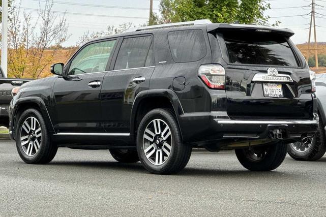Photo of 2014 Attitude Black Toyota 4Runner
