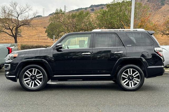Photo of 2014 Attitude Black Toyota 4Runner
