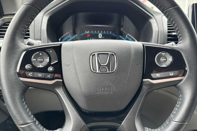 Photo of 2023 Sonic Gray Pearl Honda Odyssey