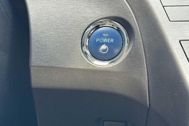 Photo of 2015 Black Toyota Prius