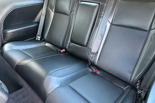 Photo of 2015 Pitch Black Clearcoat Dodge Challenger