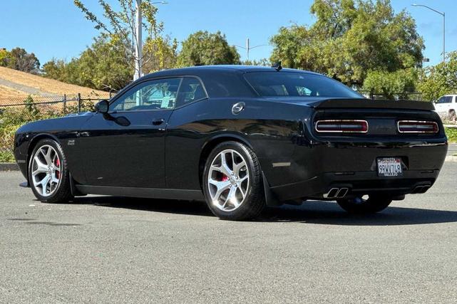 Photo of 2015 Pitch Black Clearcoat Dodge Challenger