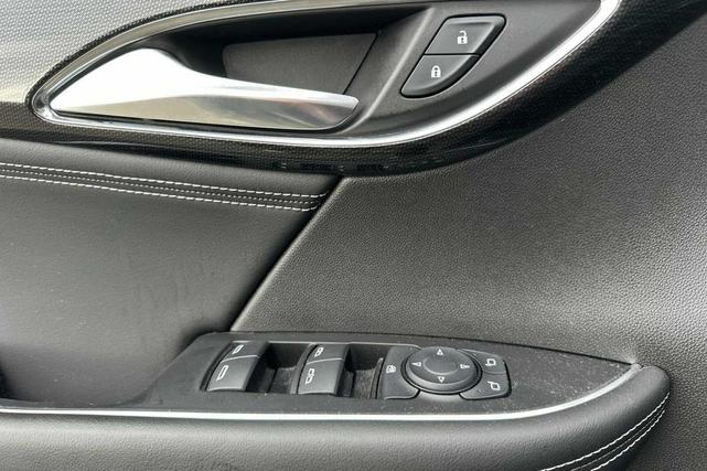 Photo of 2022 Sapphire Metallic Buick Envision