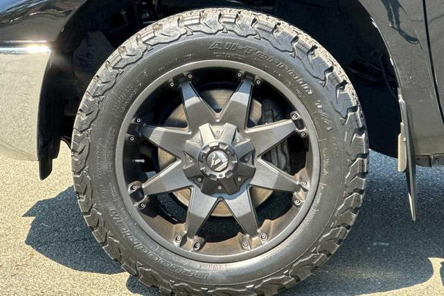 Photo of 2012 Black Toyota Tundra