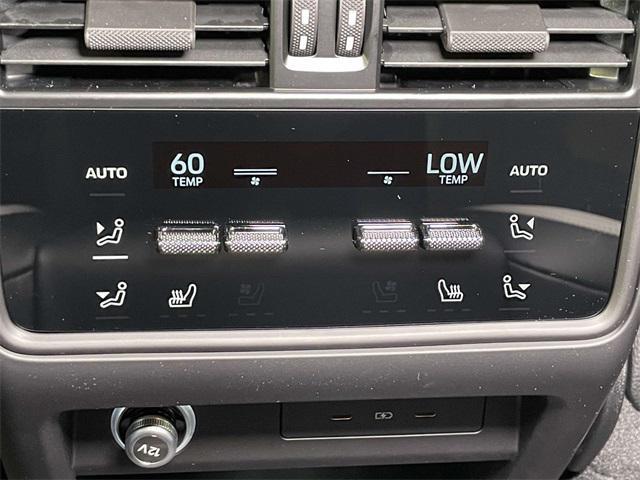 Photo of 2025 Black Metallic Porsche Cayenne