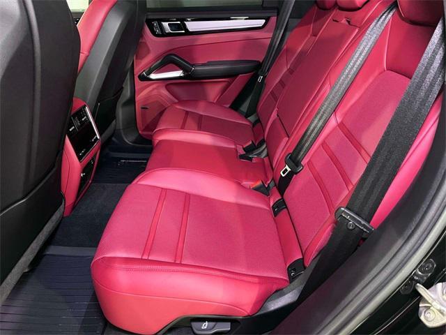 Photo of 2023 Black Porsche Cayenne